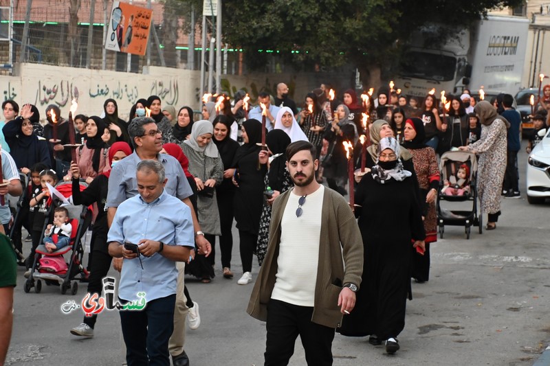 كفرقاسم- فيديو: مسيرة المشاعل السنوية - صمت اللسان فعزفت الاذن  فنطق القلب وذرفت العين - وعادل عامر  لهذه المسيرة قدسية خاصة ... وادعو الجميع للمشاركة غدا في احياء الذكرى ال65